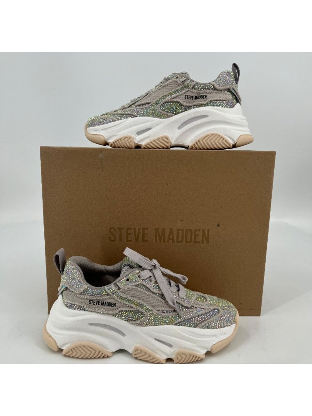 Steve Madden Permit Rhinestone Sneakers Size 5.5M Gray Platform Lace Up Chunky